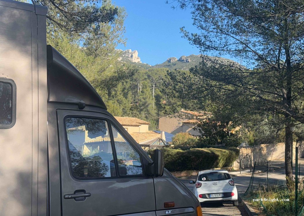 (13420) Gémenos - 7 Chemin Cruvellier — foto