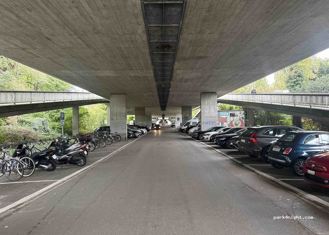 (8064) Zürich - 2 Hardhof — foto