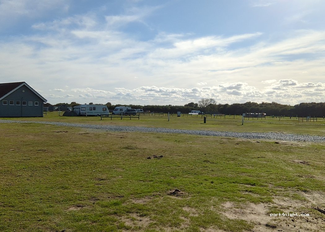 Walnut Farm Touring Park & Holiday Lets — foto