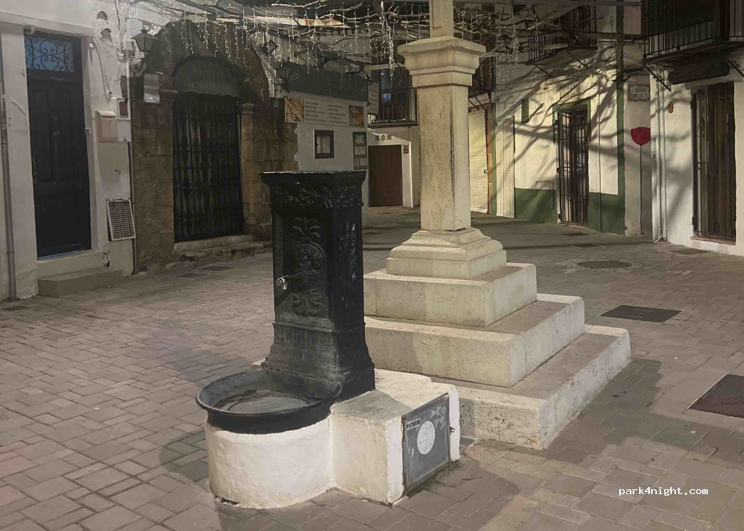 (03700) Dénia - 7 Plaça la Creu — foto