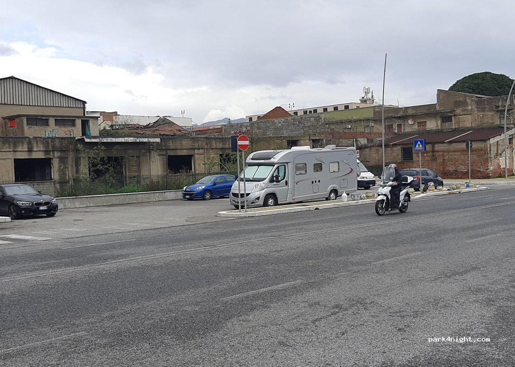 (98124) Messina - 1 Via Antonio Salandra — foto