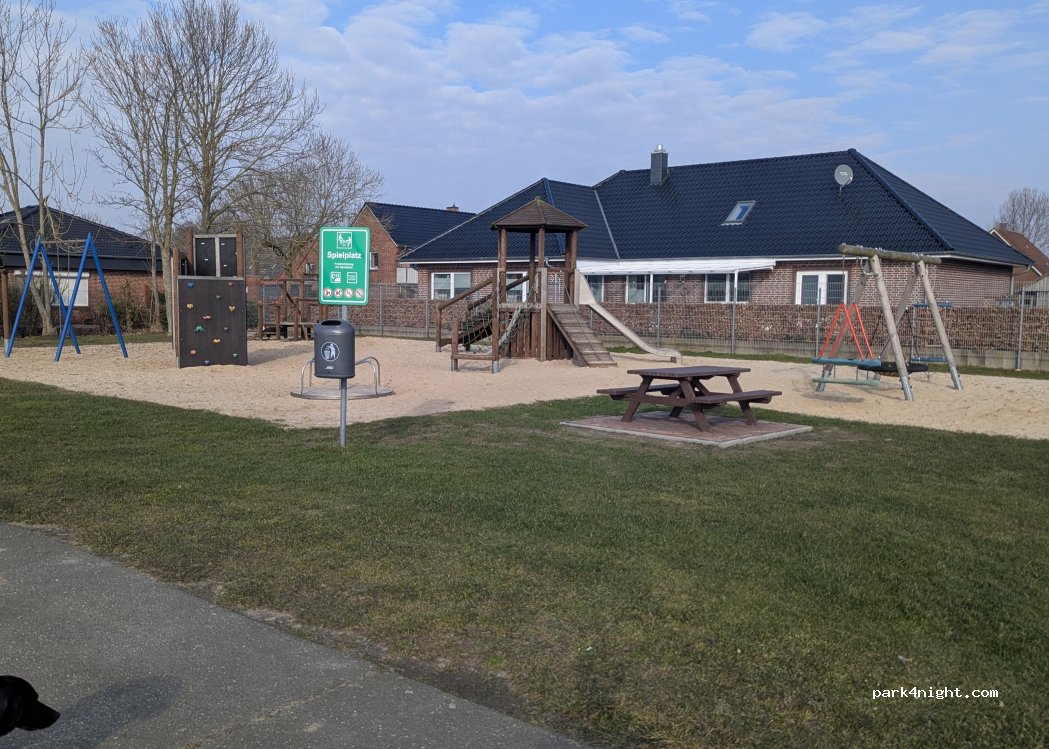 (25718) Friedrichskoog - 16 Am Sportplatz — foto 2