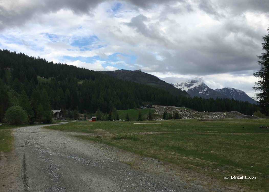 (23023) Chiesa in Valmalenco - Unnamed Road — foto