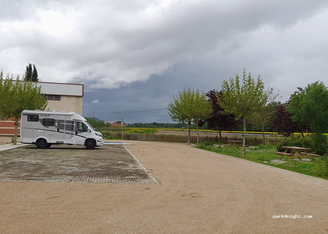 (34410) Monzón de Campos - 8 Calle El Almendro — foto 4
