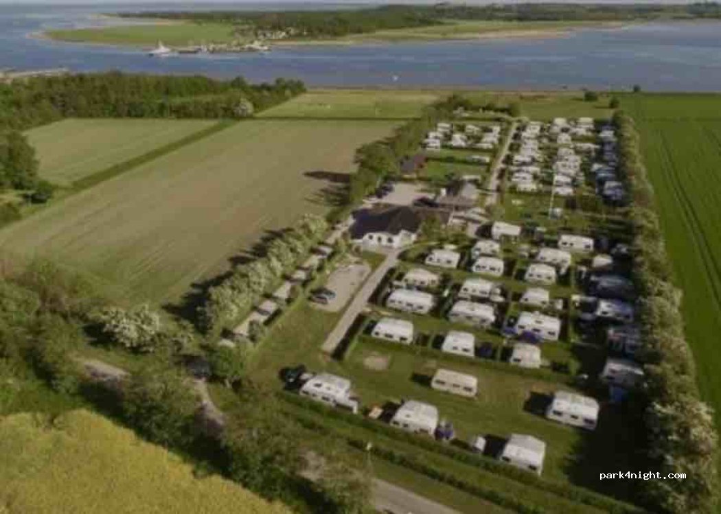 Udbyhøj camping — foto