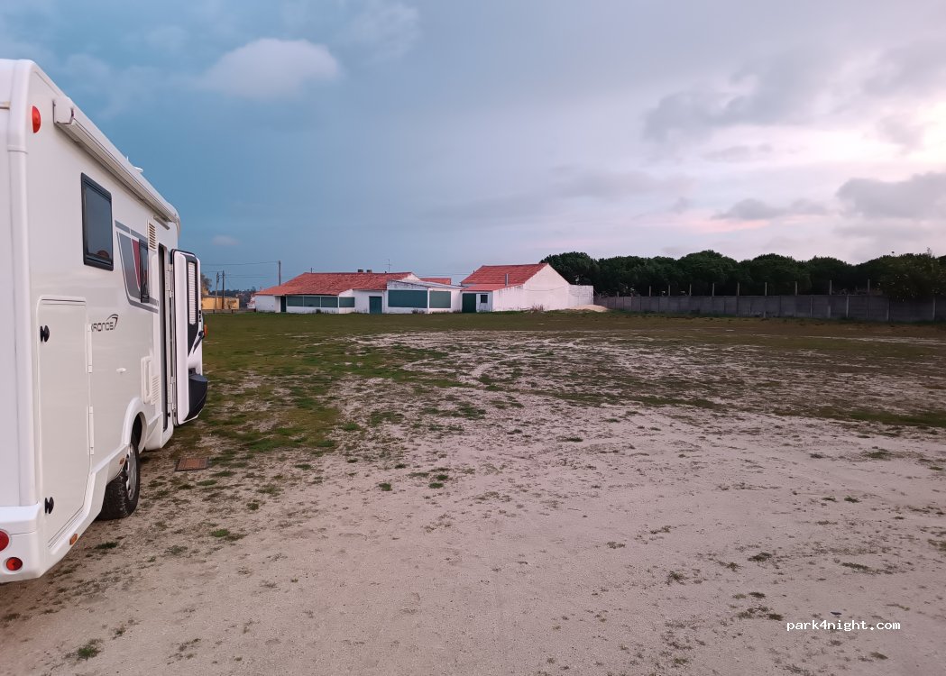 (2460-811) São Vicente de Aljubarrota - 2 Rua do São João — foto