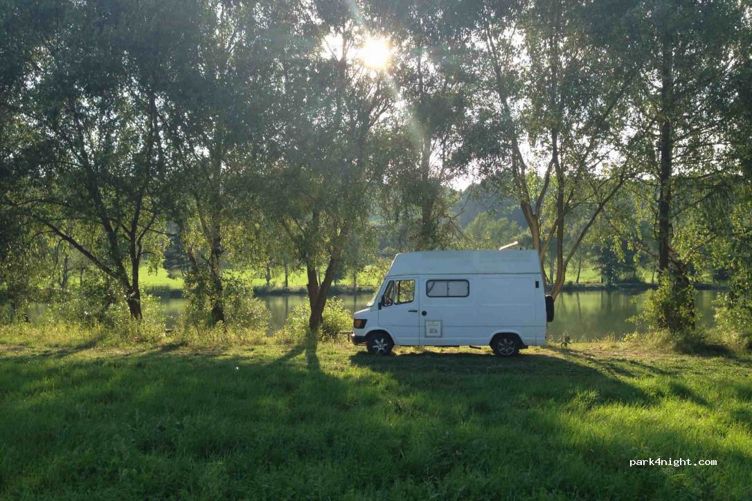 (972 51) Handlová - E572 — foto