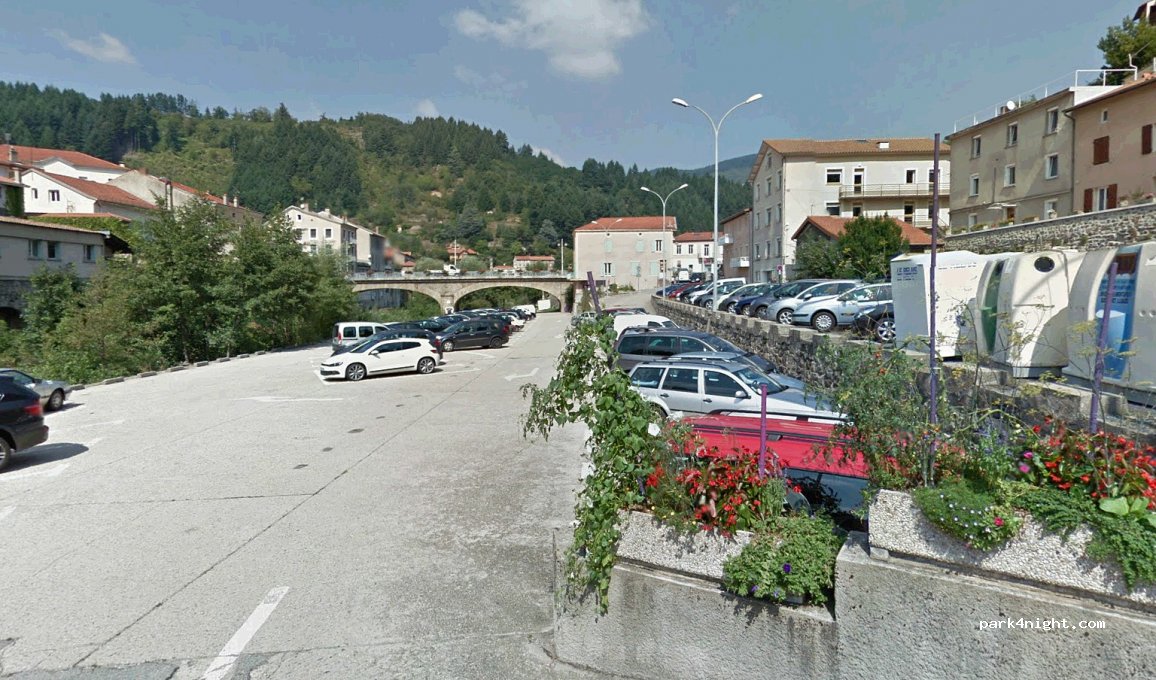 (07160) Le Cheylard - 9 Place de la Guinguette — foto