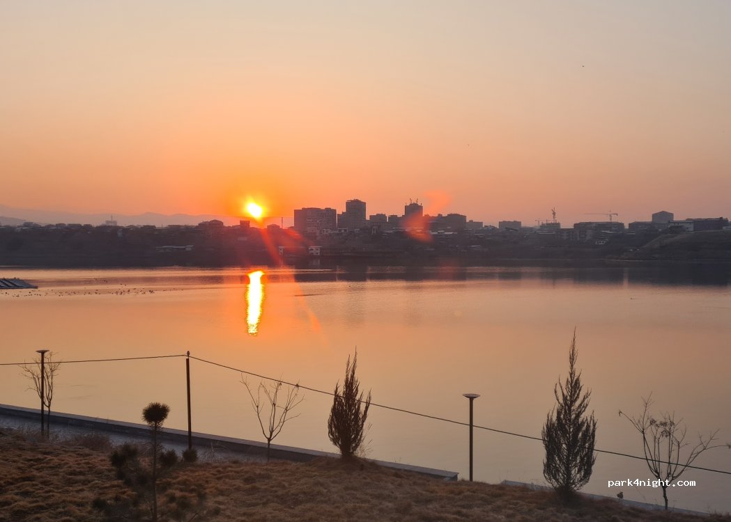 (0001) Yerevan - — foto
