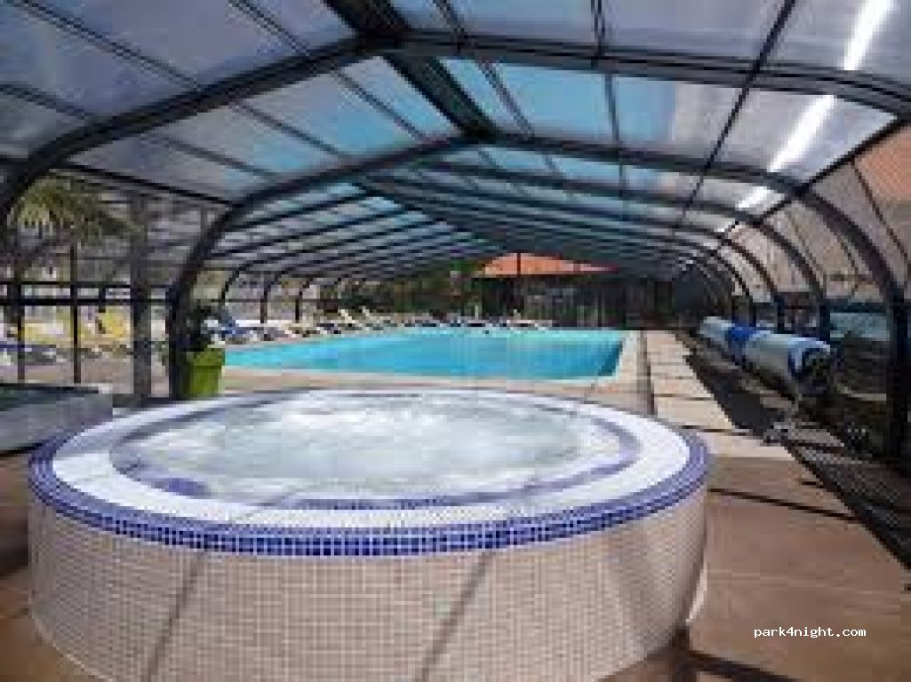 Camping du Rouge Gorge**** — foto