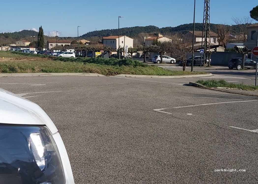 (83143) Le Val - 72 D554 — foto
