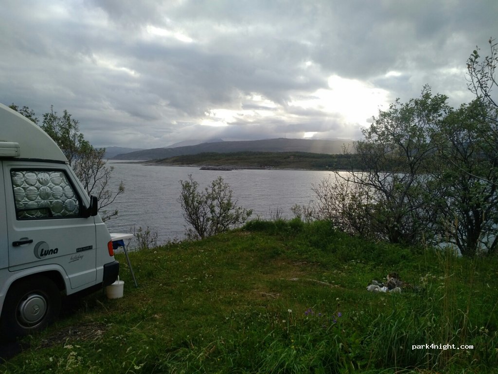 (8534) Liland - 650 Fylkesveg 721 — foto