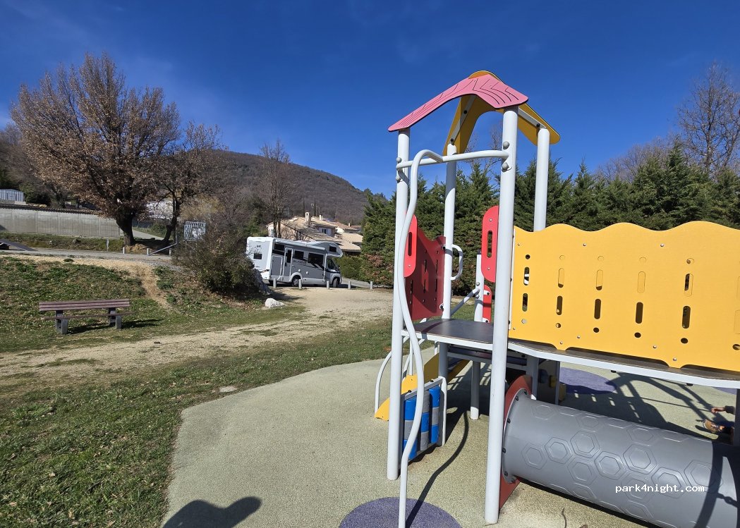 (07800) Saint-Georges-les-Bains - 63 Chemin des Combes — foto