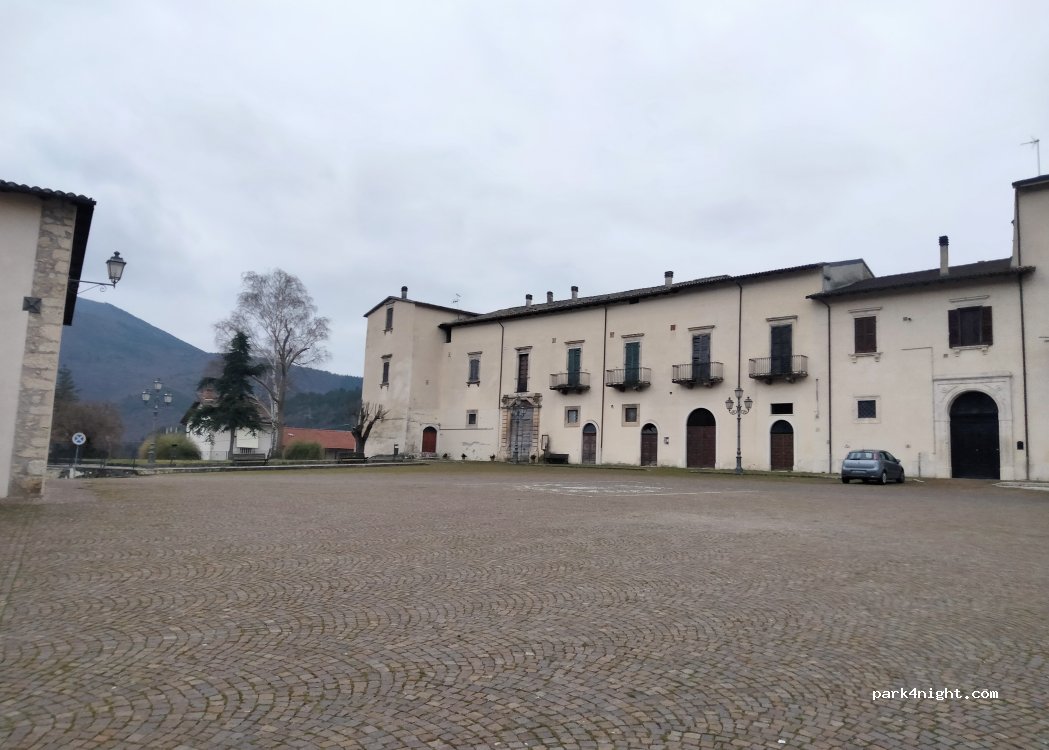 (67020) Molina Aterno - 26 Piazza San Nicola — foto