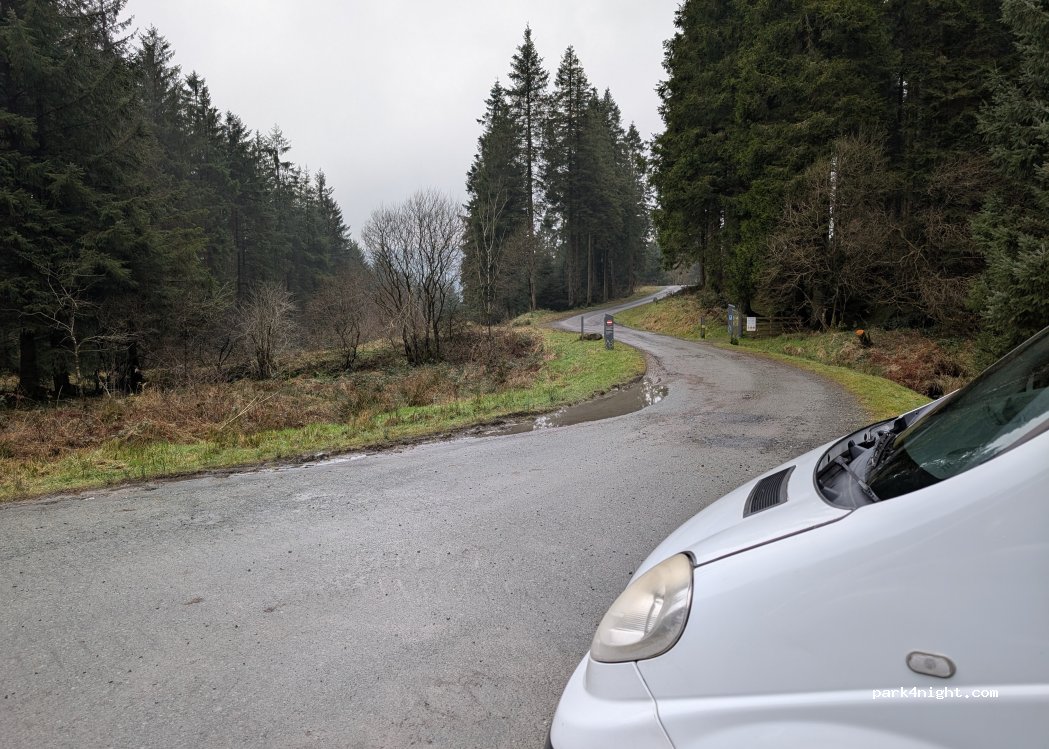 (SY18 6PT) Llanidloes - Unnamed Road — foto