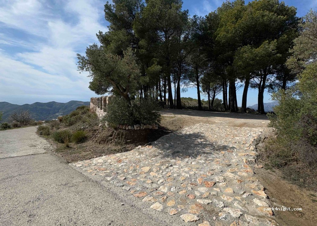 (18612) Ítrabo - Unnamed Road — foto 3