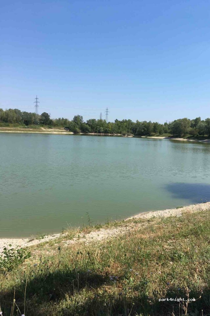(10437) Rakitje - 19 Zagrebačka ulica — foto