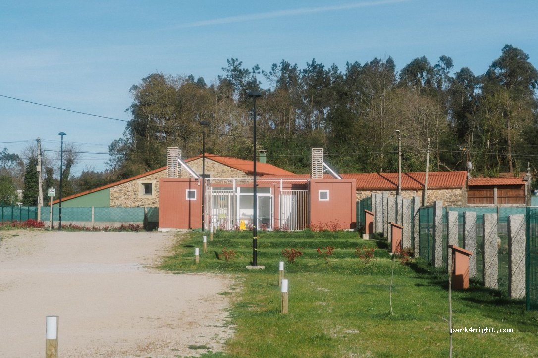 Los Olmos Park Camper — foto 2