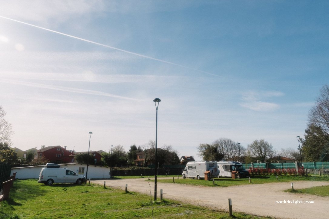 Los Olmos Park Camper — foto 3