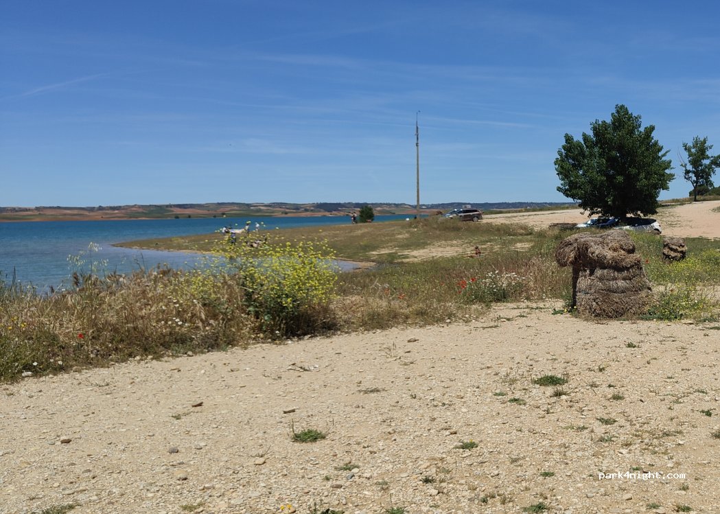 (16100) Valverde de Júcar - Calle Oncenero — foto 4