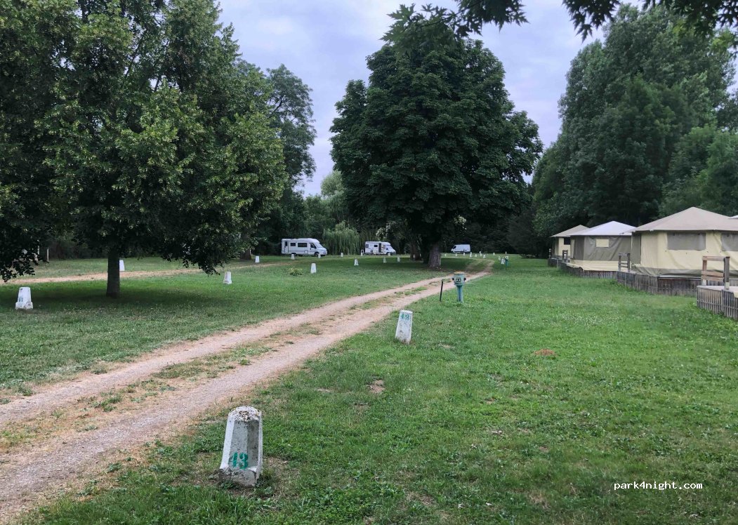 Camping De L'Isle St Jean — foto 2