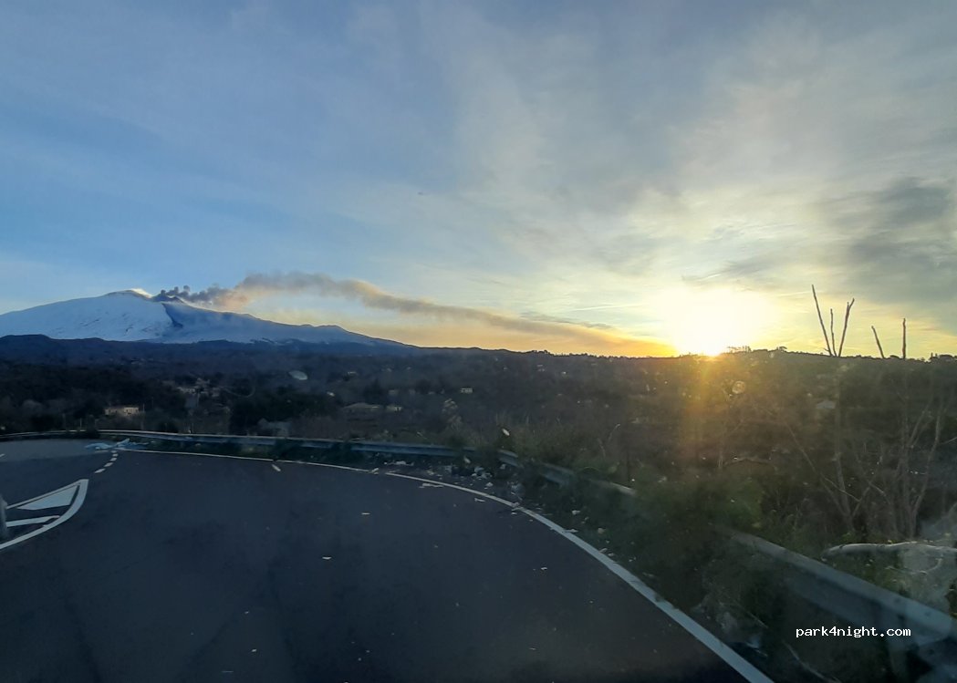 (95031) Adrano - Unnamed Road — foto