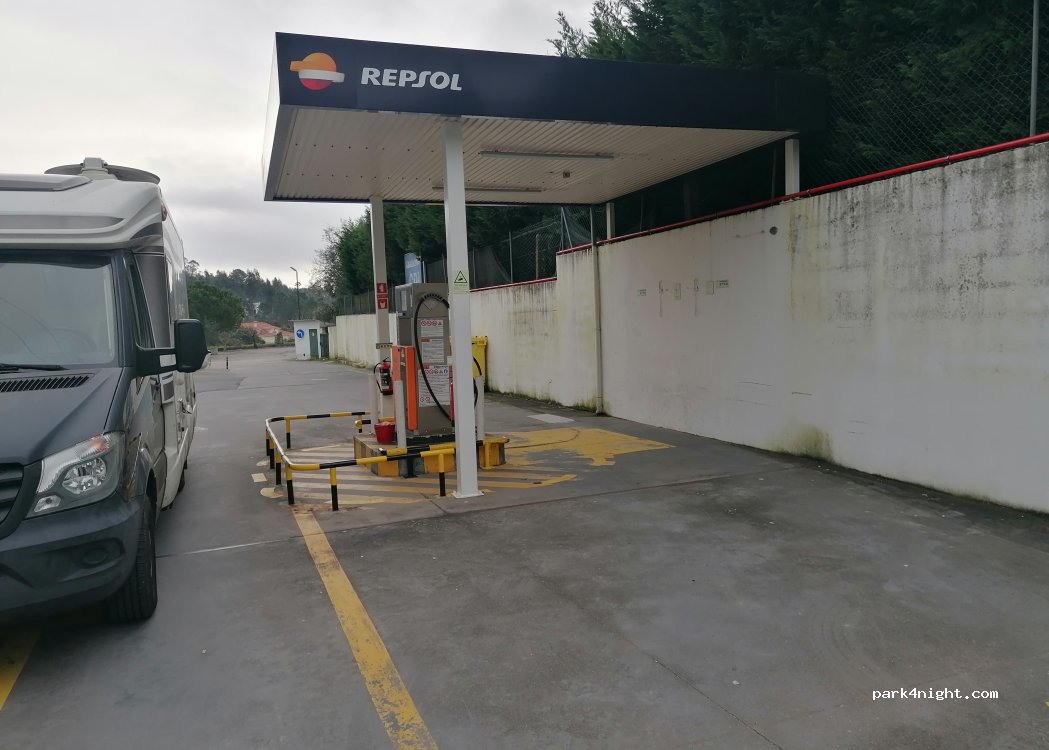 (2490) Ourém - 56 Estrada do Vale — foto