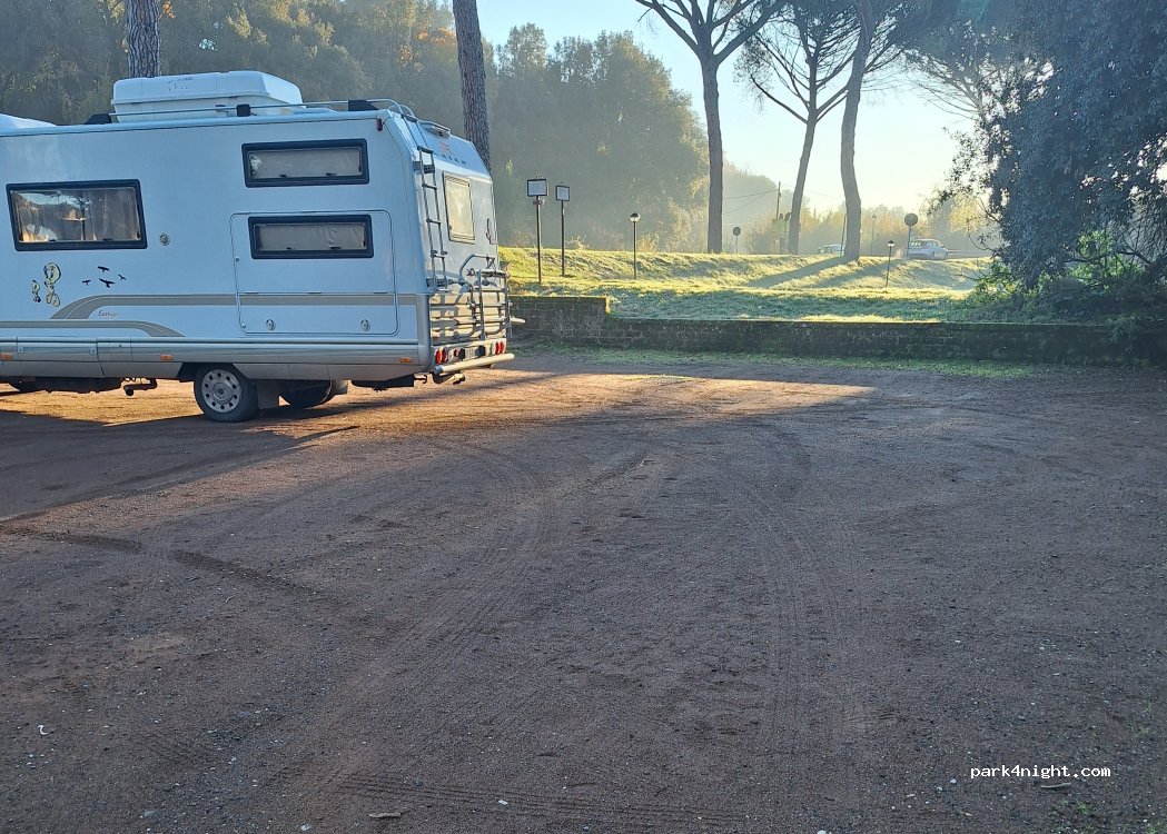 (01015) Sutri - 15 Strada Regionale 2 — foto 4