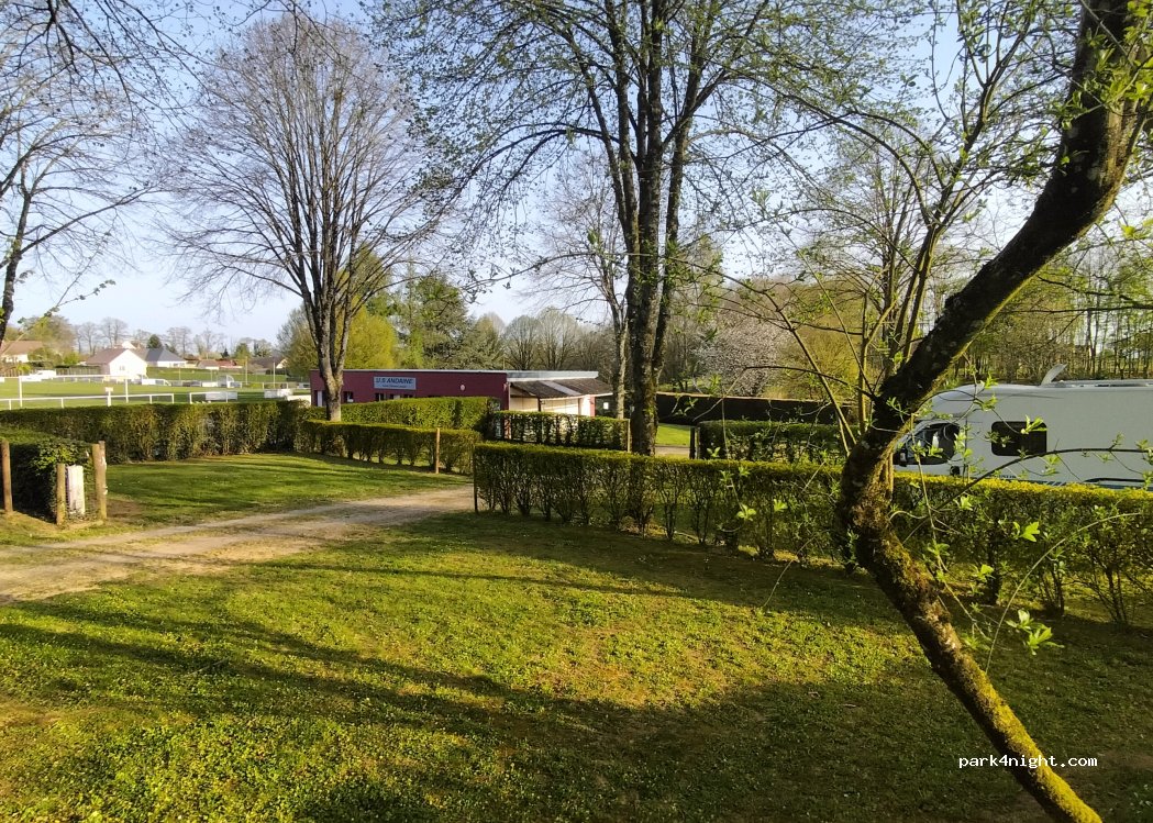 Camping municipal — foto 4