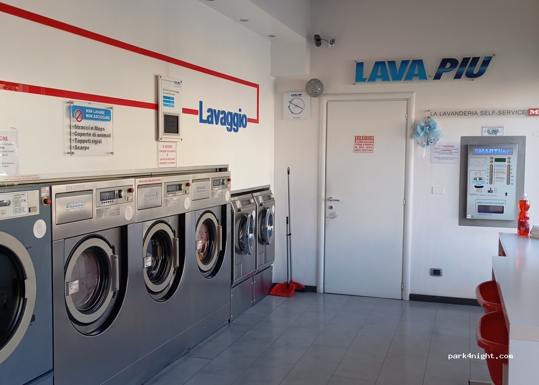 (64021) Giulianova - 76 Via Annunziata — foto