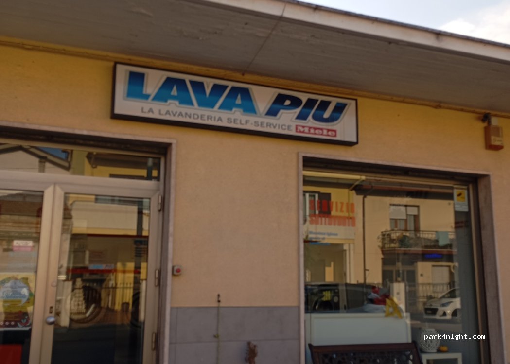 (64021) Giulianova - 76 Via Annunziata — foto 2