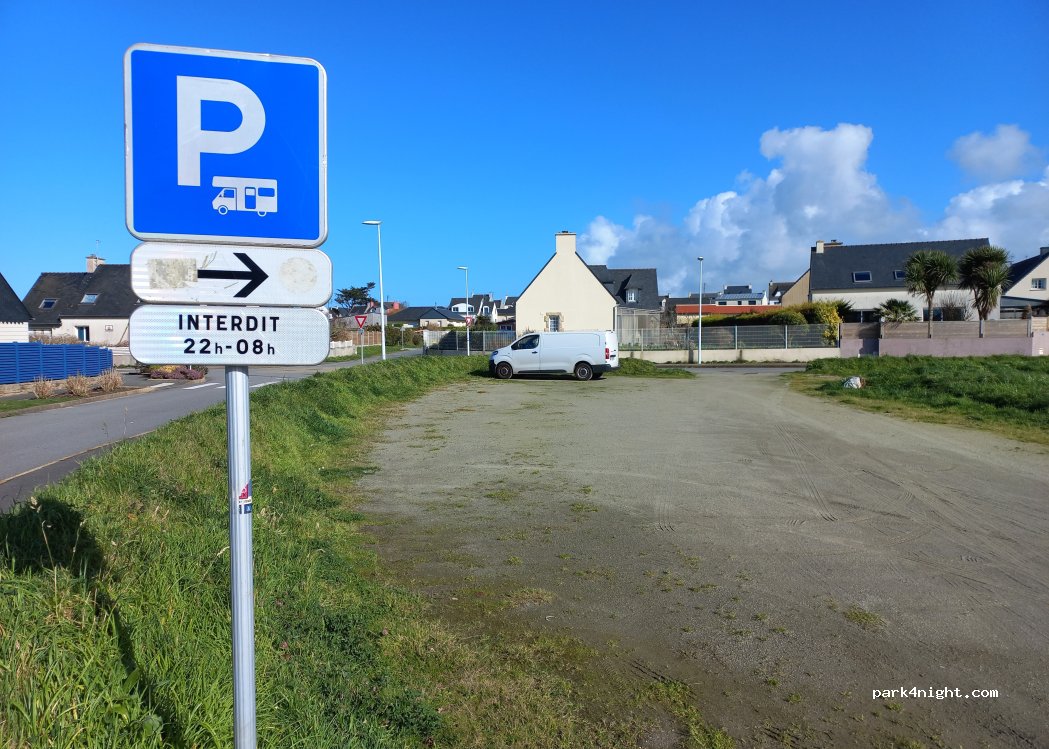 (29830) Ploudalmézeau - 26 Rue du Béarn — foto