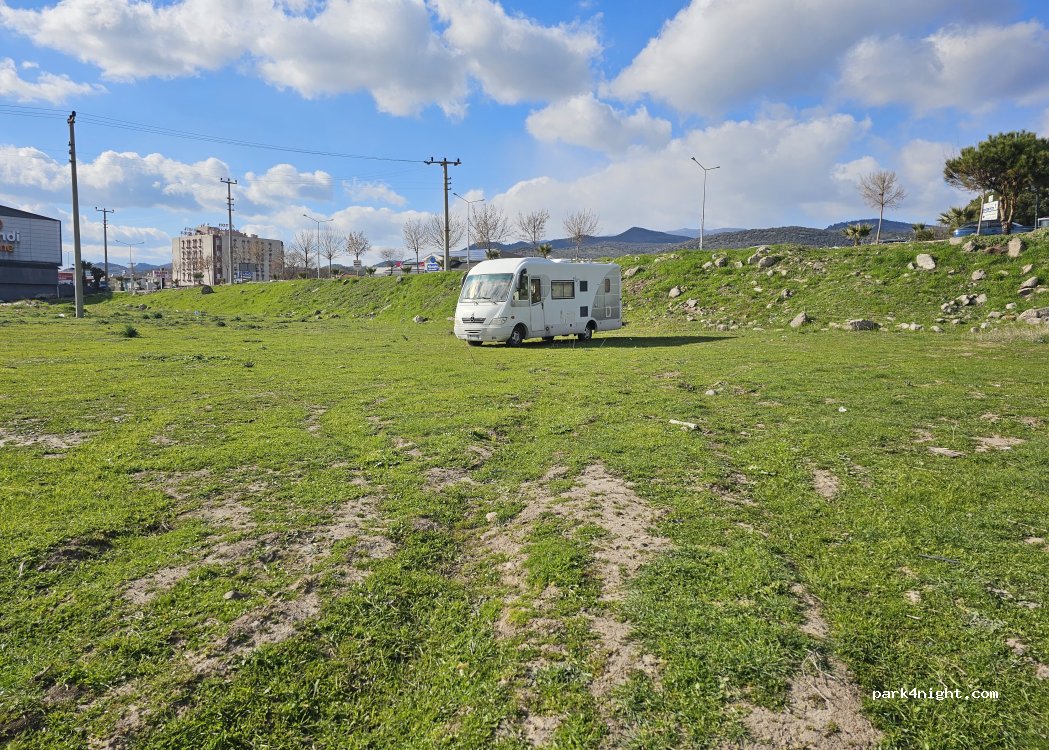 (35700) Bergama - 6 Özgürlük Caddesi — foto