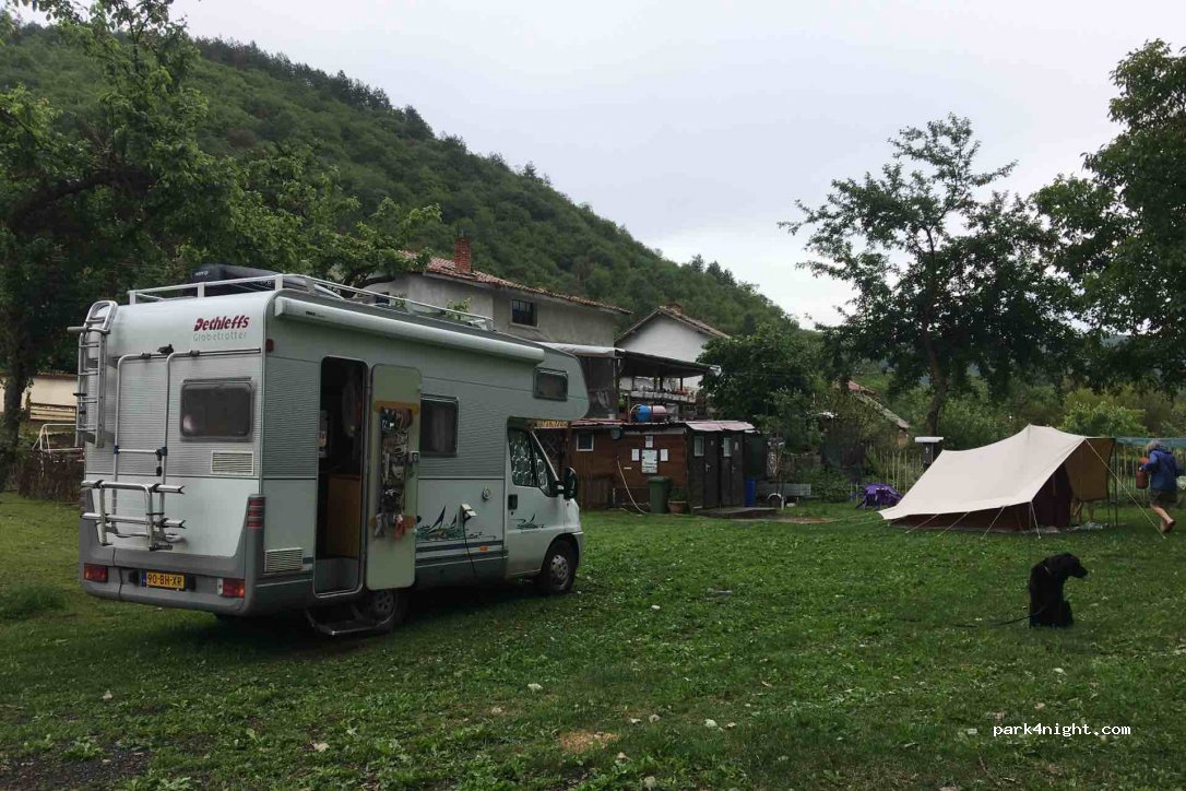 Camping Ribkata. — foto