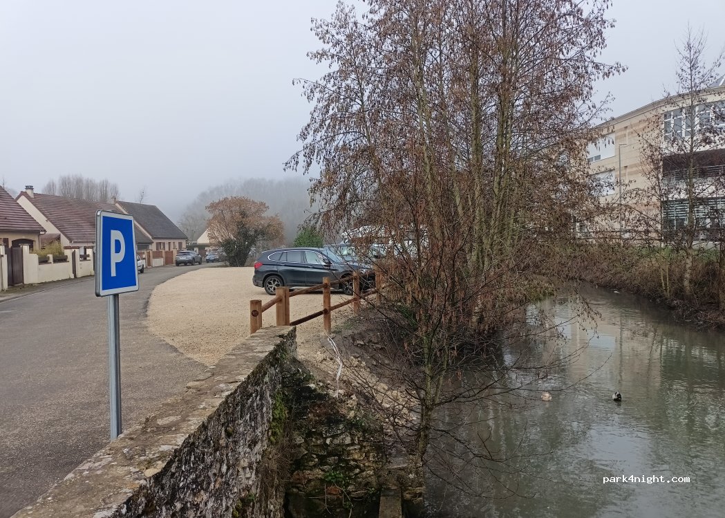 (28320) Gallardon - 1 Rue du Bourg Neuf — foto