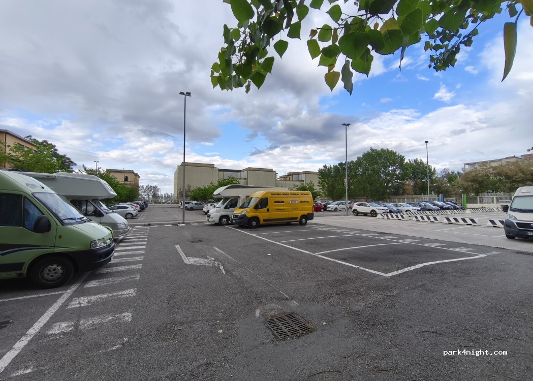 (61121) Pesaro - 385 Viale Trieste — foto 2