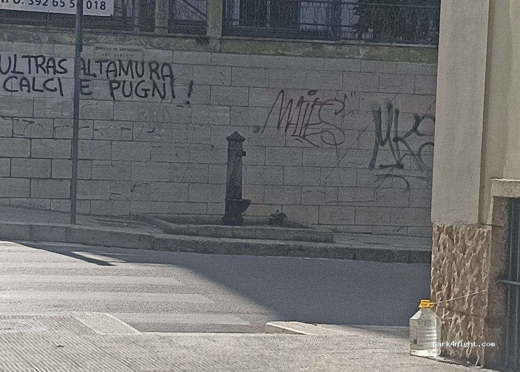 (70022) Altamura - 61 Via Bari — foto