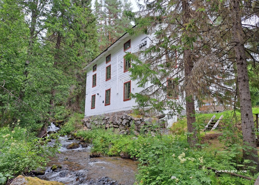 (880 40) Nässjö - unnamed road — foto 3