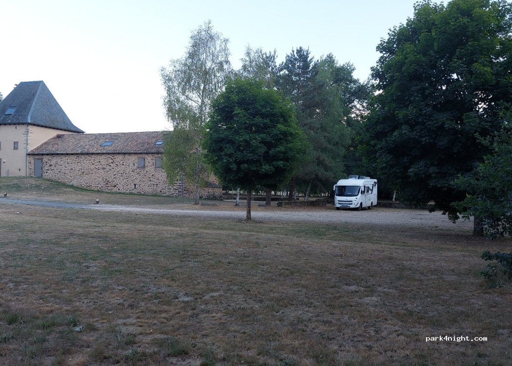 (15320) Loubaresse - Le Terran — foto 3