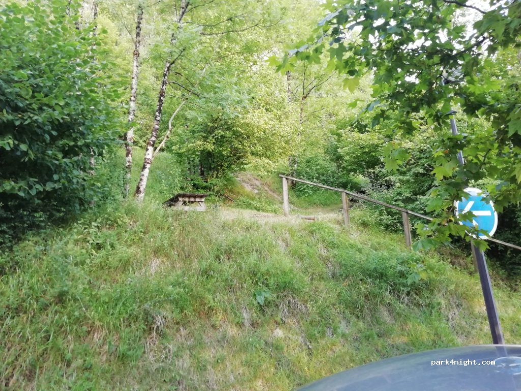 (39300) Bourg-de-Sirod - Place de la Mairie — foto 3