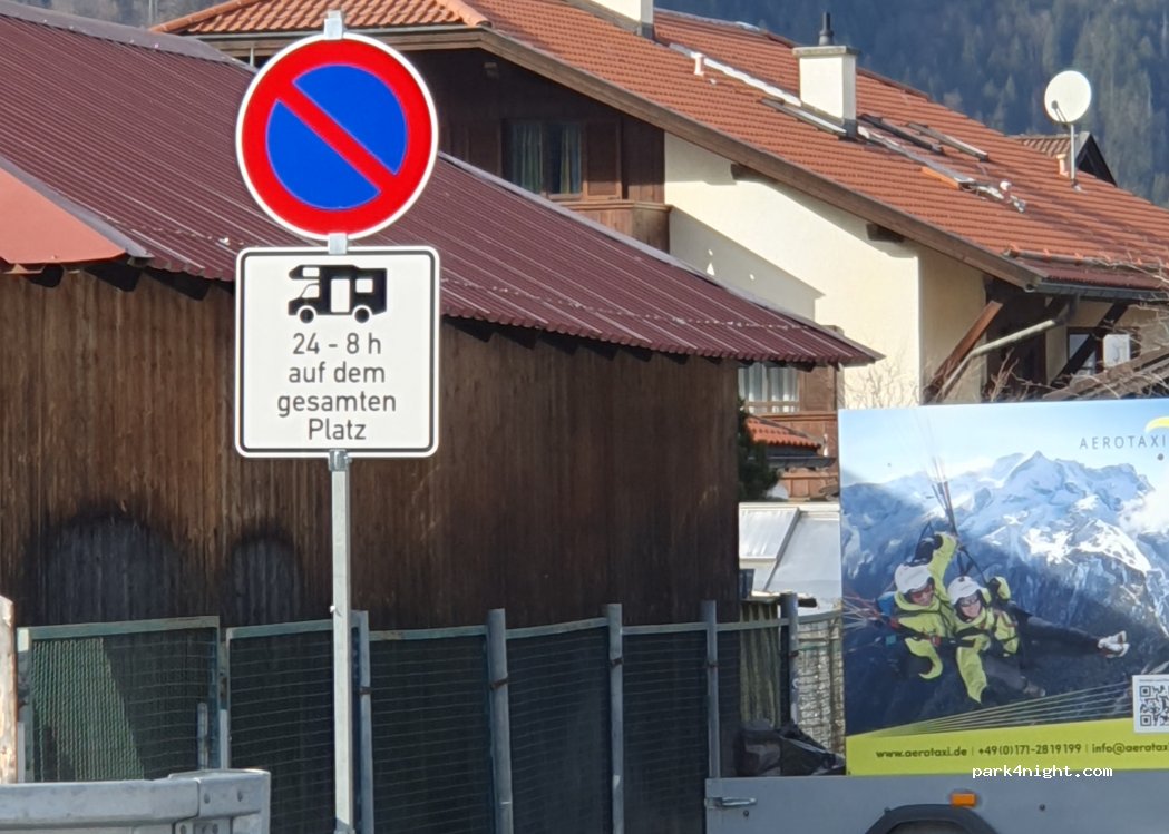 (82467) Garmisch-Partenkirchen - 7 Am Eisstadion — foto