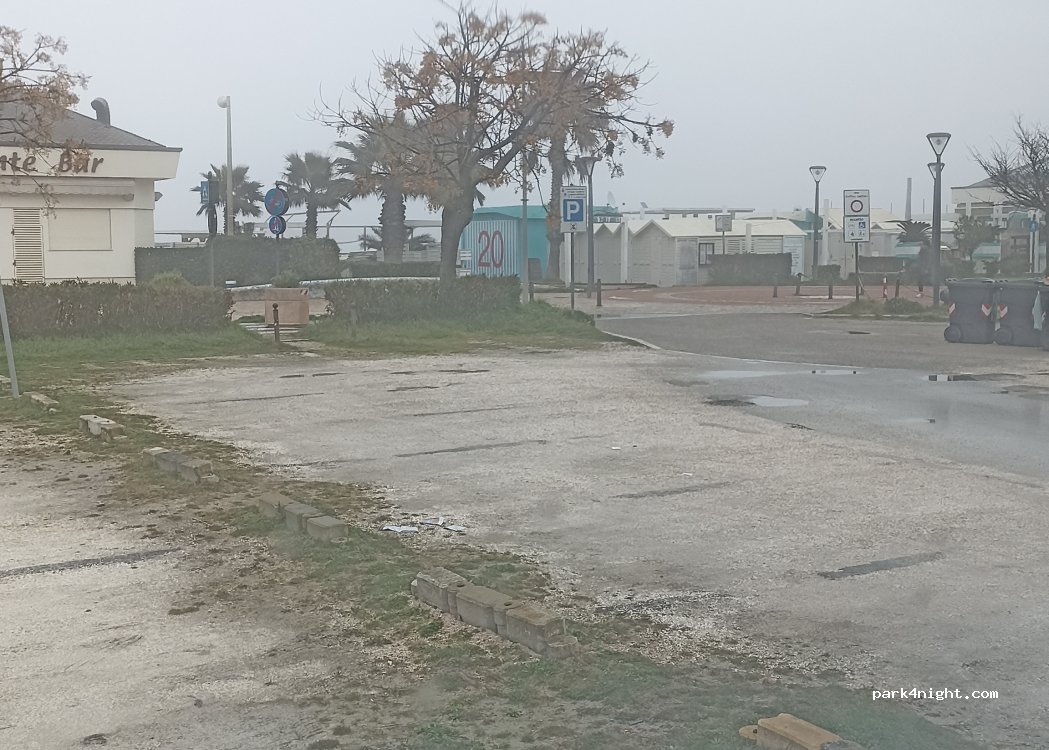 (47843) Misano Adriatico - 24 Via Litoranea Nord — foto 2