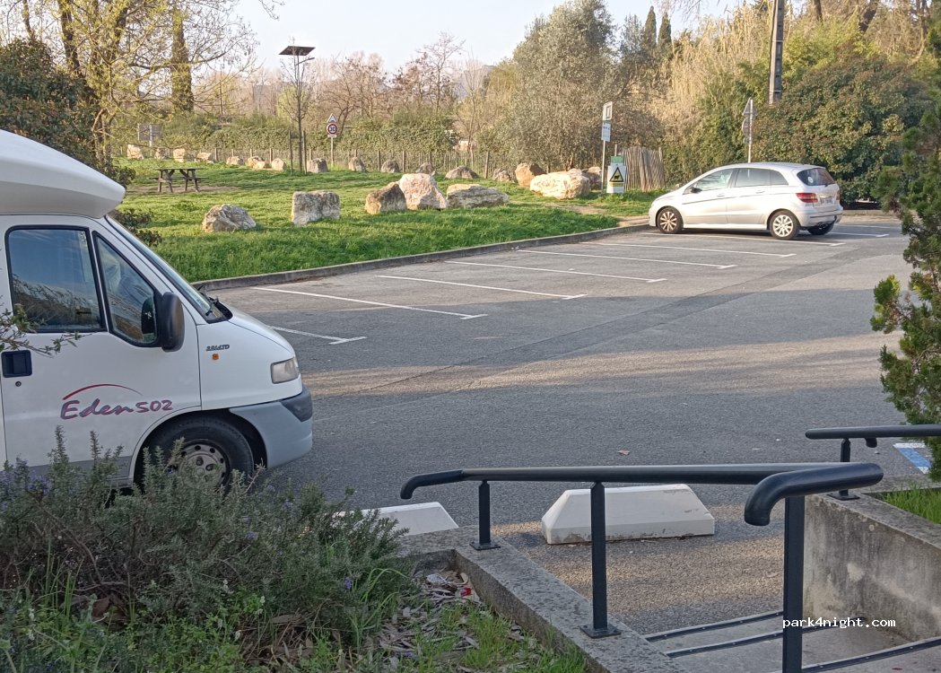 (06210) Mandelieu-la-Napoule - 1160 Avenue Jean Mermoz — foto