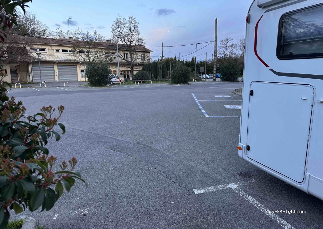 (06210) Mandelieu-la-Napoule - 1160 Avenue Jean Mermoz — foto 4