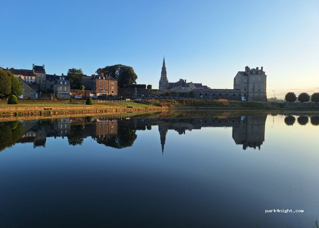(22800) Quintin - 2-4 Rue de la Fosse Malard — foto 5