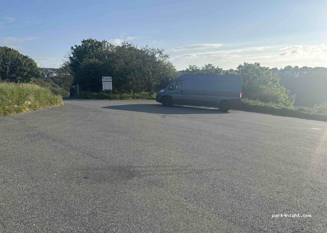 (SA65 9NB) Fishguard - A487 — foto 2