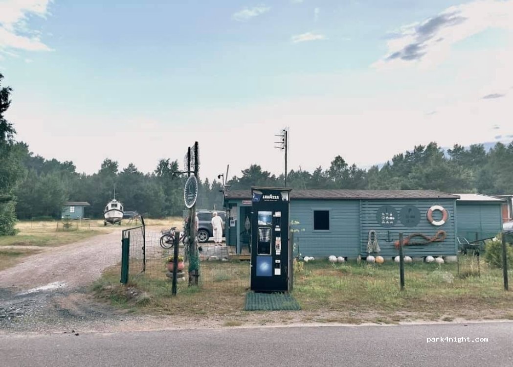 Kempings ZvejniekSĒTA — foto