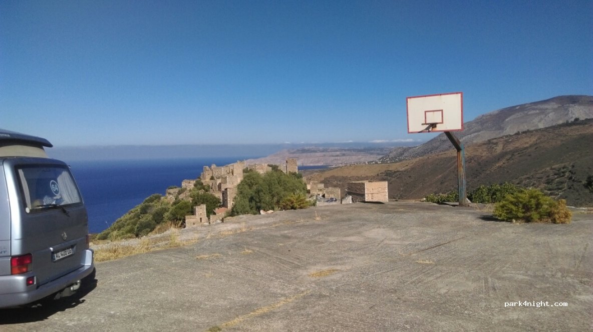 (230 71) Vathia - Unnamed Road — foto