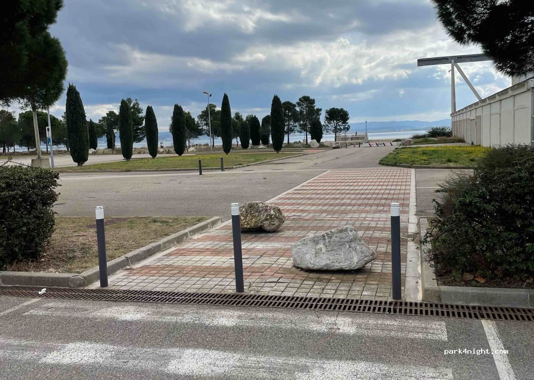 (13130) Berre-l'Étang - 15 Allée Hélios — foto