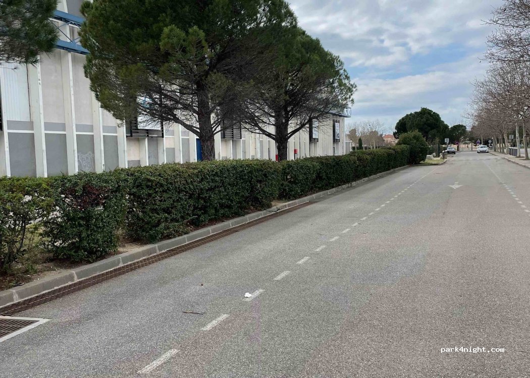 (13130) Berre-l'Étang - 15 Allée Hélios — foto 2